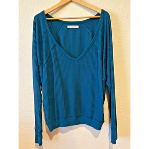 We The Free People Teal Thermal Raglan Shirt Size M Waffle Knit Boho Raw Hems